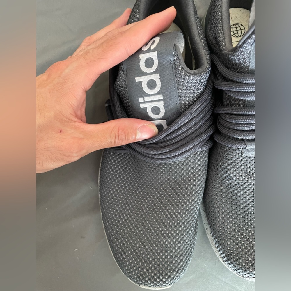 ADIDAS Run SHOES - Picture 2 of 10